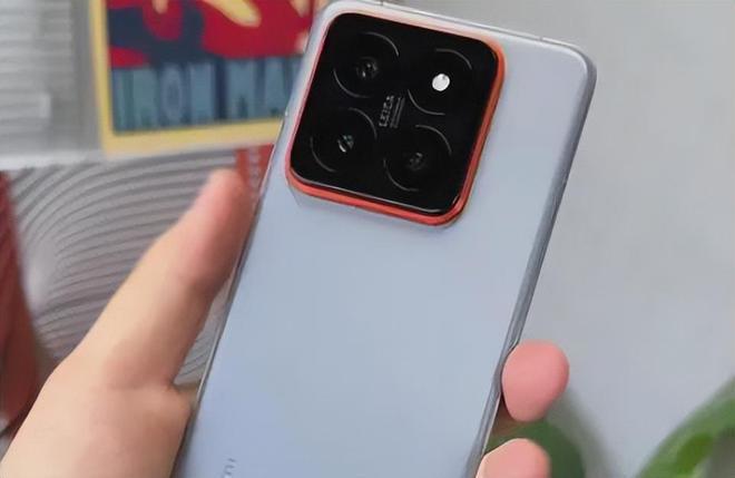得买的四大旗舰：个个都是“高配低价”！爱游戏app体育2024年换手机最值(图4)