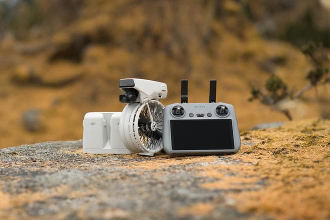 布全能Vlog航拍机DJI Flip爱游戏app最新登录入口大疆正式发(图2)
