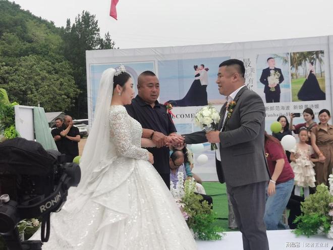 国防教育基地举办国防教育草坪婚礼爱游戏app入口沈阳战狼特训营(图4)