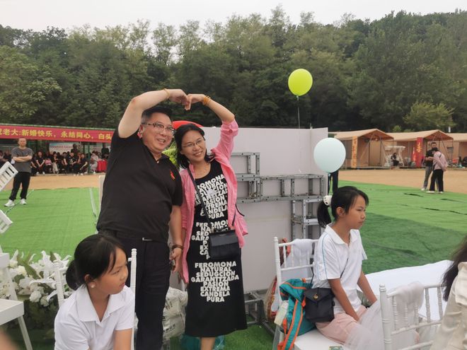 国防教育基地举办国防教育草坪婚礼爱游戏app入口沈阳战狼特训营(图2)
